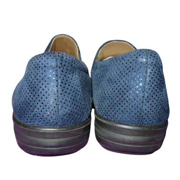 Clarks Collection Navy Blue Perforated Glitter Slip On Loafers Antifatigue - Picture 3 of 6